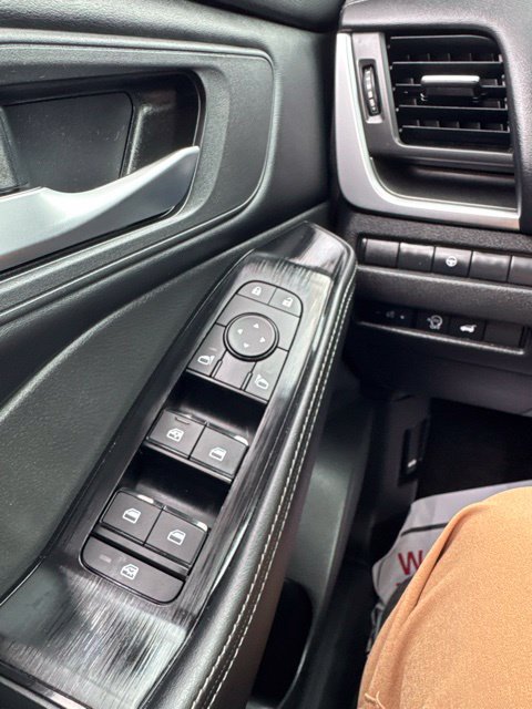Certified 2024 Nissan Rogue SV w/ SV Premium Package AWD/4WD image 31