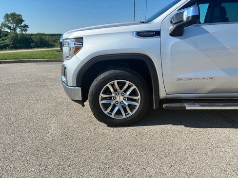 Used 2022 GMC Sierra 1500 SLT w/ SLT Premium Package AWD/4WD image 6