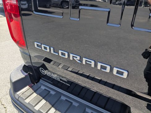 Used 2021 Chevrolet Colorado LT RWD image 26