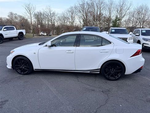 Used 2016 Lexus IS 200t w/ F Sport Package RWD image 8