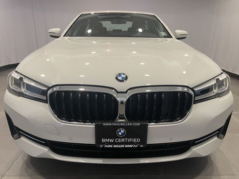 Certified 2023 BMW 530i xDrive w/ Convenience Package AWD/4WD image 2