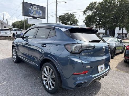 Used 2024 Buick Encore GX Avenir w/ Avenir Convenience Package AWD/4WD image 9