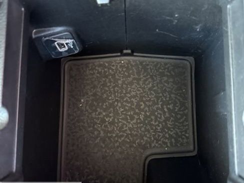 Used 2024 Jeep Wrangler Sport S image 26