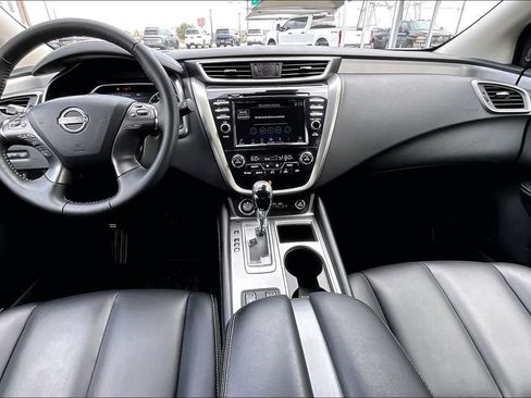 Used 2024 Nissan Murano SV w/ SV Midnight Edition Package image 19