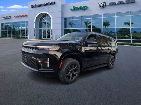 New 2026 Jeep Grand Wagoneer L Limited AWD/4WD image 3