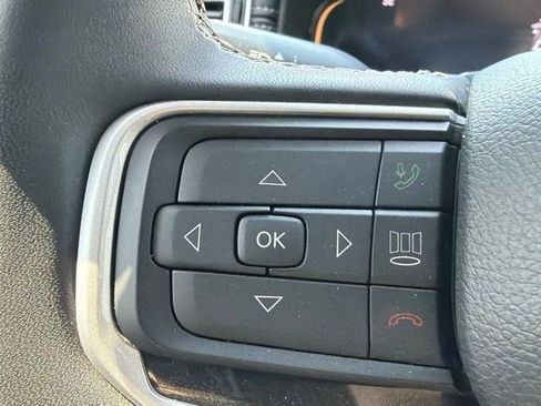 Used 2023 Jeep Wagoneer 4WD image 20