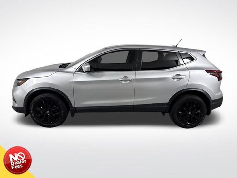 Used 2022 Nissan Rogue Sport S image 7