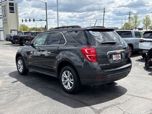 Used 2017 Chevrolet Equinox LT w/ Convenience Package AWD/4WD image 9