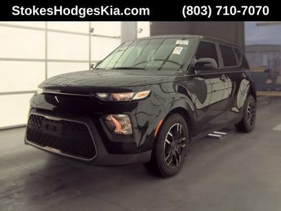 Used 2022 Kia Soul LX
