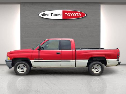 Used 2001 Dodge Ram 1500 Truck 2WD Quad Cab image 4