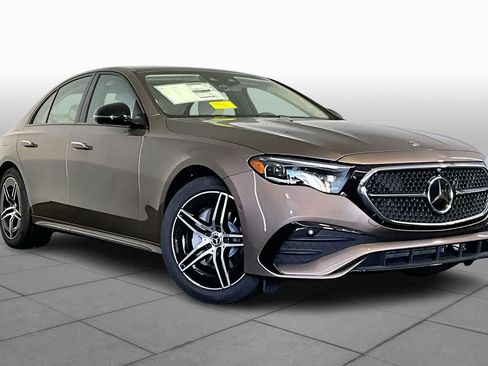 New 2026 Mercedes-Benz E 350 4MATIC Sedan image 19