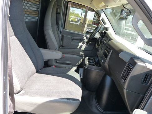 Used 2023 GMC Savana 2500 4.3L V6 GAS*2500*135 WB*FACTO w/ Driver Convenience Package image 24