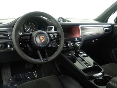 Used 2023 Porsche Macan GTS w/ GTS Sport Package image 2