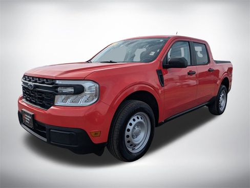 Used 2022 Ford Maverick XL image 7