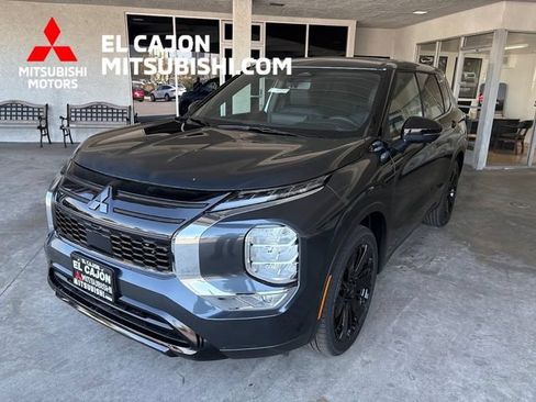 New 2026 Mitsubishi Outlander LE FWD image 10