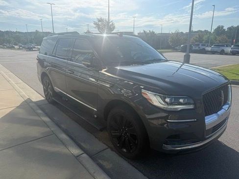 Used 2024 Lincoln Navigator Black Label AWD/4WD image 4