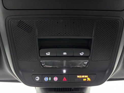 New 2026 GMC Terrain Elevation w/ Elevation Premium Package image 32