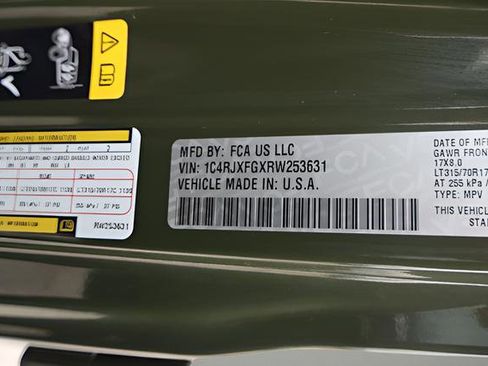 Used 2024 Jeep Wrangler Unlimited Rubicon image 23