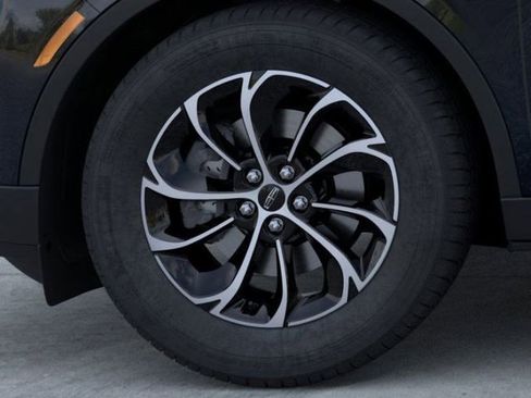 New 2026 Lincoln Nautilus Premier AWD/4WD image 19