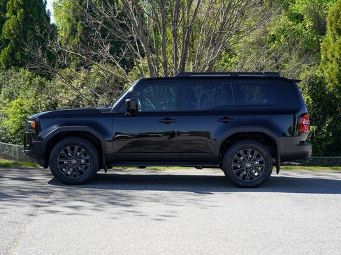 Used 2025 Toyota Land Cruiser w/ Premium Package AWD/4WD image 3