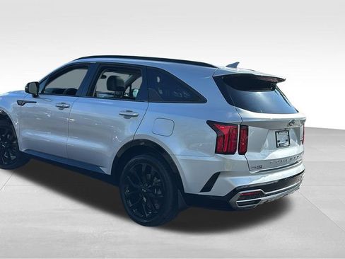 Used 2021 Kia Sorento SX image 5