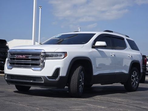 Used 2023 GMC Acadia SLE w/ Driver Convenience Package FWD image 11