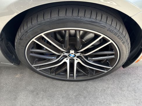 Used 2021 BMW 750i xDrive w/ Executive Package AWD/4WD image 9