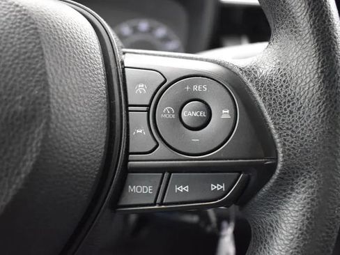 Used 2024 Toyota Corolla LE FWD image 22
