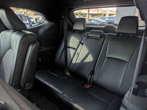 Used 2021 Toyota Highlander XSE FWD image 16