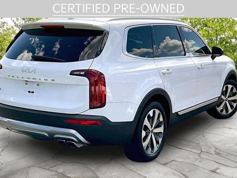 Certified 2022 Kia Telluride S AWD/4WD image 2