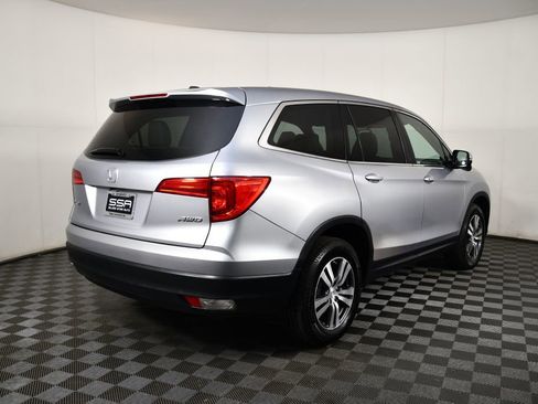 Used 2017 Honda Pilot EX-L image 7