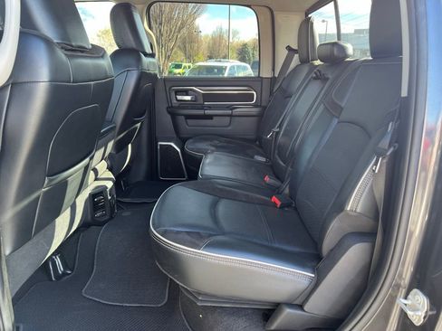 Used 2024 RAM 2500 Laramie AWD/4WD image 26