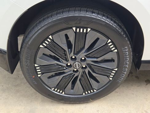 New 2026 Nissan Murano Platinum AWD/4WD image 23