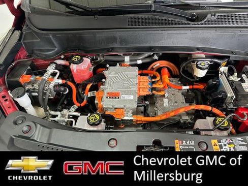 Used 2022 Chevrolet Bolt EUV LT w/ Comfort Package FWD image 11
