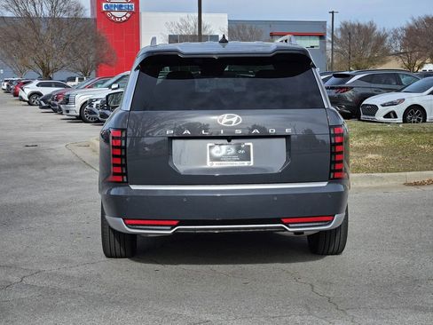 New 2026 Hyundai Palisade Calligraphy FWD image 6