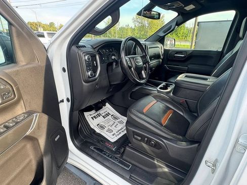 Used 2022 GMC Sierra 1500 AT4 w/ AT4 Preferred Package AWD/4WD image 7