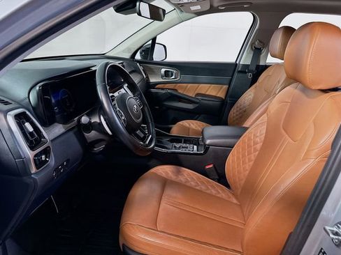 Used 2021 Kia Sorento SX Prestige image 10