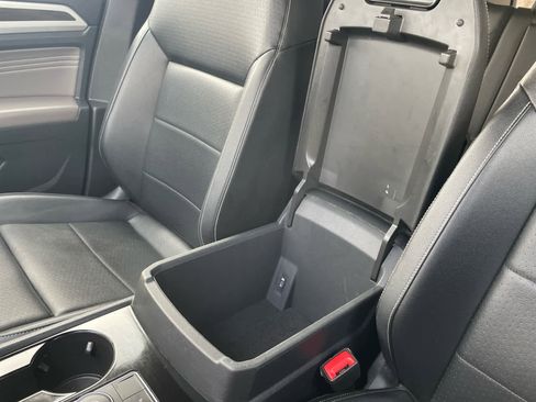 Used 2022 Volkswagen Atlas SE image 33