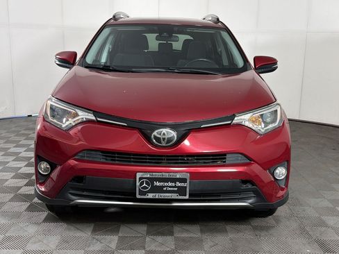 Used 2018 Toyota RAV4 XLE AWD/4WD image 6