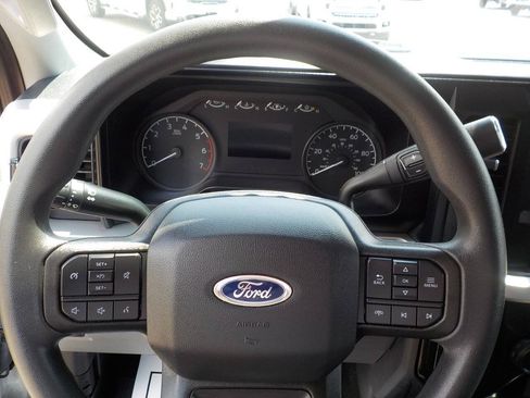 Used 2023 Ford F250 XLT AWD/4WD image 16