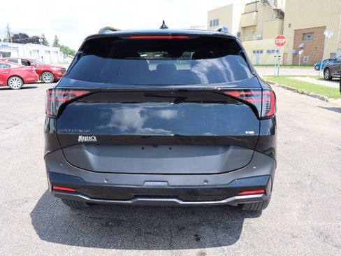 Used 2026 Kia Sportage X-Line w/ X-Line Premium Package AWD/4WD image 10