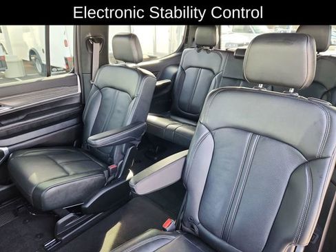 Used 2024 Jeep Wagoneer Series III image 26