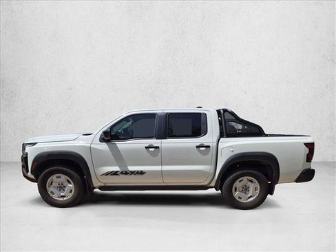 Used 2024 Nissan Frontier SV w/ Hardbody Edition AWD/4WD image 7