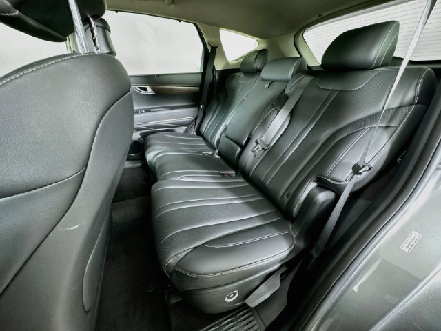 Used 2024 Genesis GV80 2.5T AWD/4WD image 22