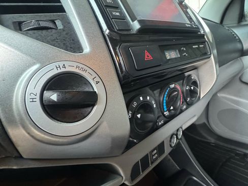 Used 2014 Toyota Tacoma 4x4 Double Cab image 16