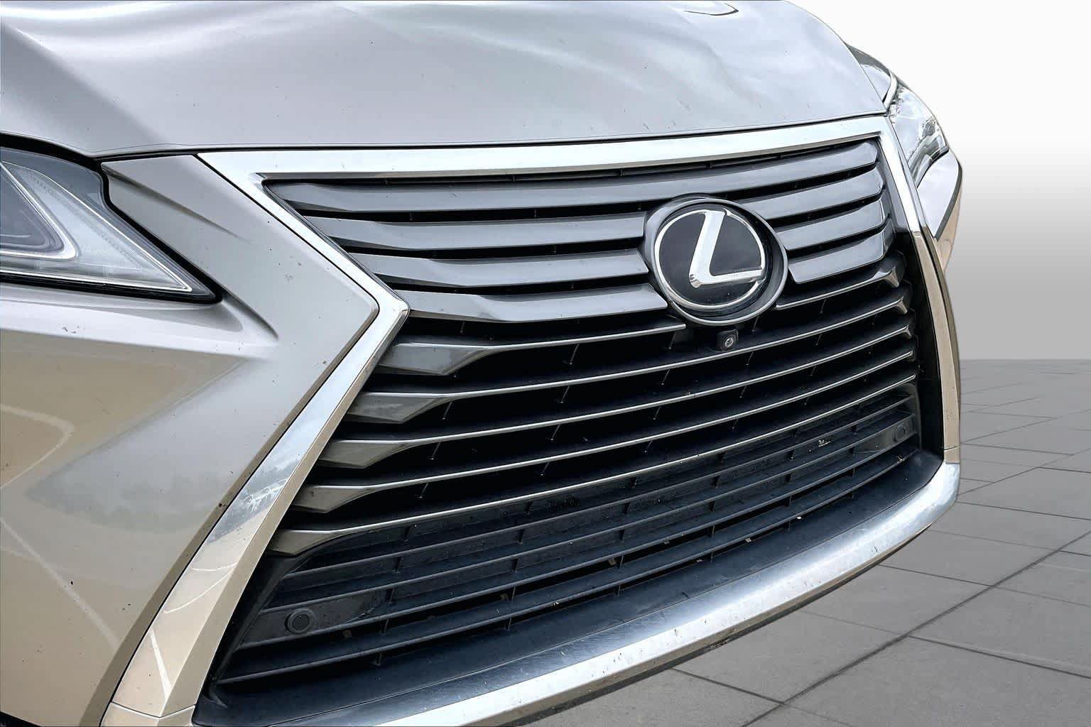 Used 2019 Lexus RX 350 FWD w/ Navigation Package image 27
