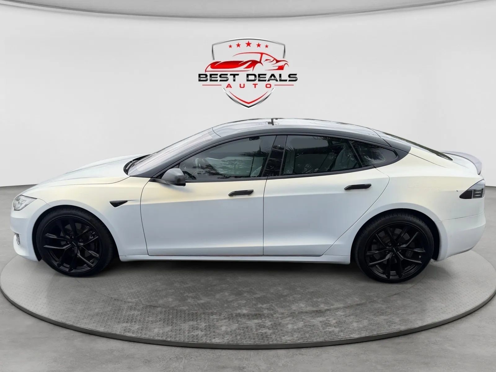 Used 2017 Tesla Model S 75D AWD/4WD image 2