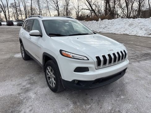 Used 2015 Jeep Cherokee Latitude w/ Cold Weather Group image 1