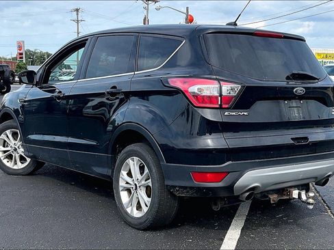 Used 2017 Ford Escape SE AWD/4WD image 6