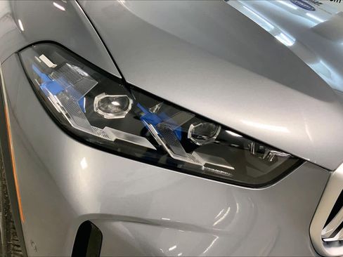 New 2026 BMW X5 xDrive40i w/ Premium Package image 13
